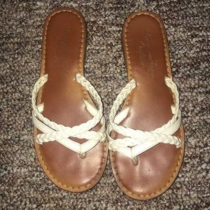 AE casual sandals